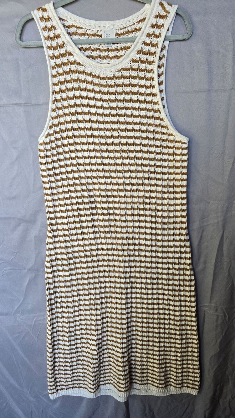 A New Day Dress Womens 2XL White Brown Stripe Scoop Neck Tank Sweater Knit
